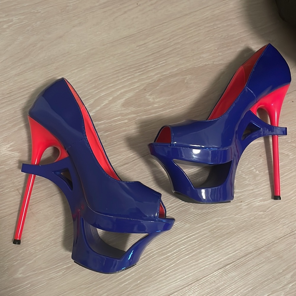 Geometric Heel - Picture 2 of 4